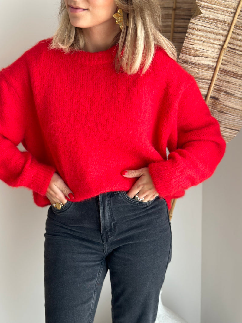 PULL | RED