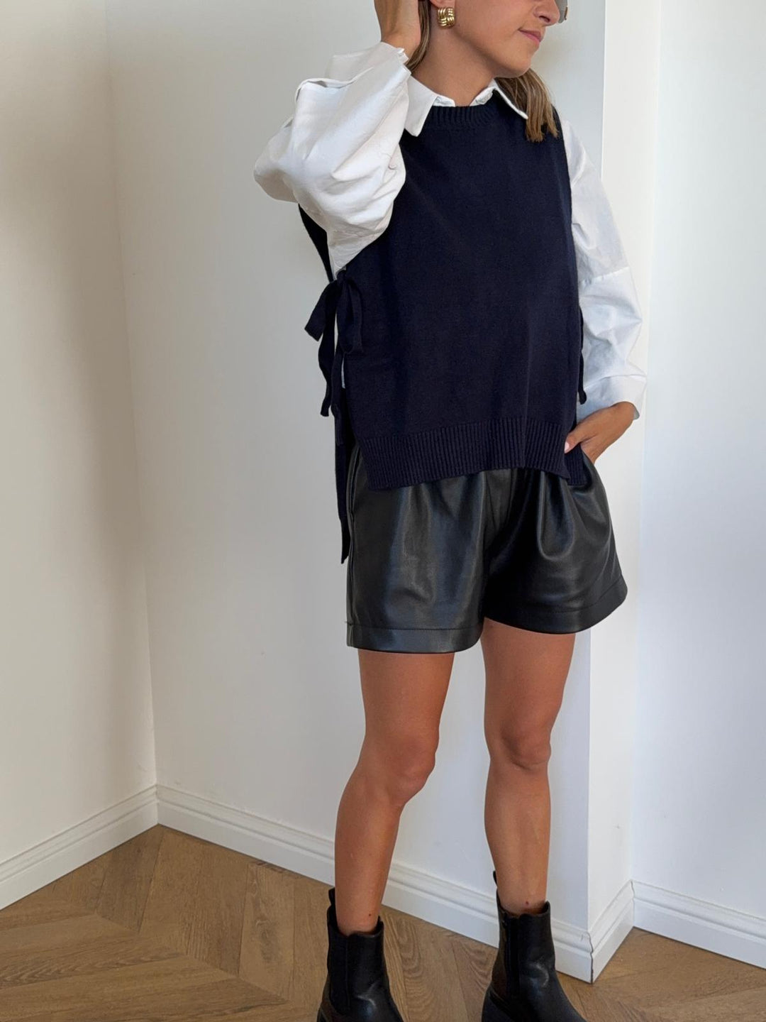PULL | BETTY MARINE