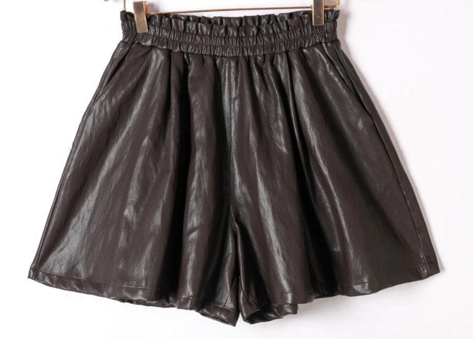 SHORT | CAFE