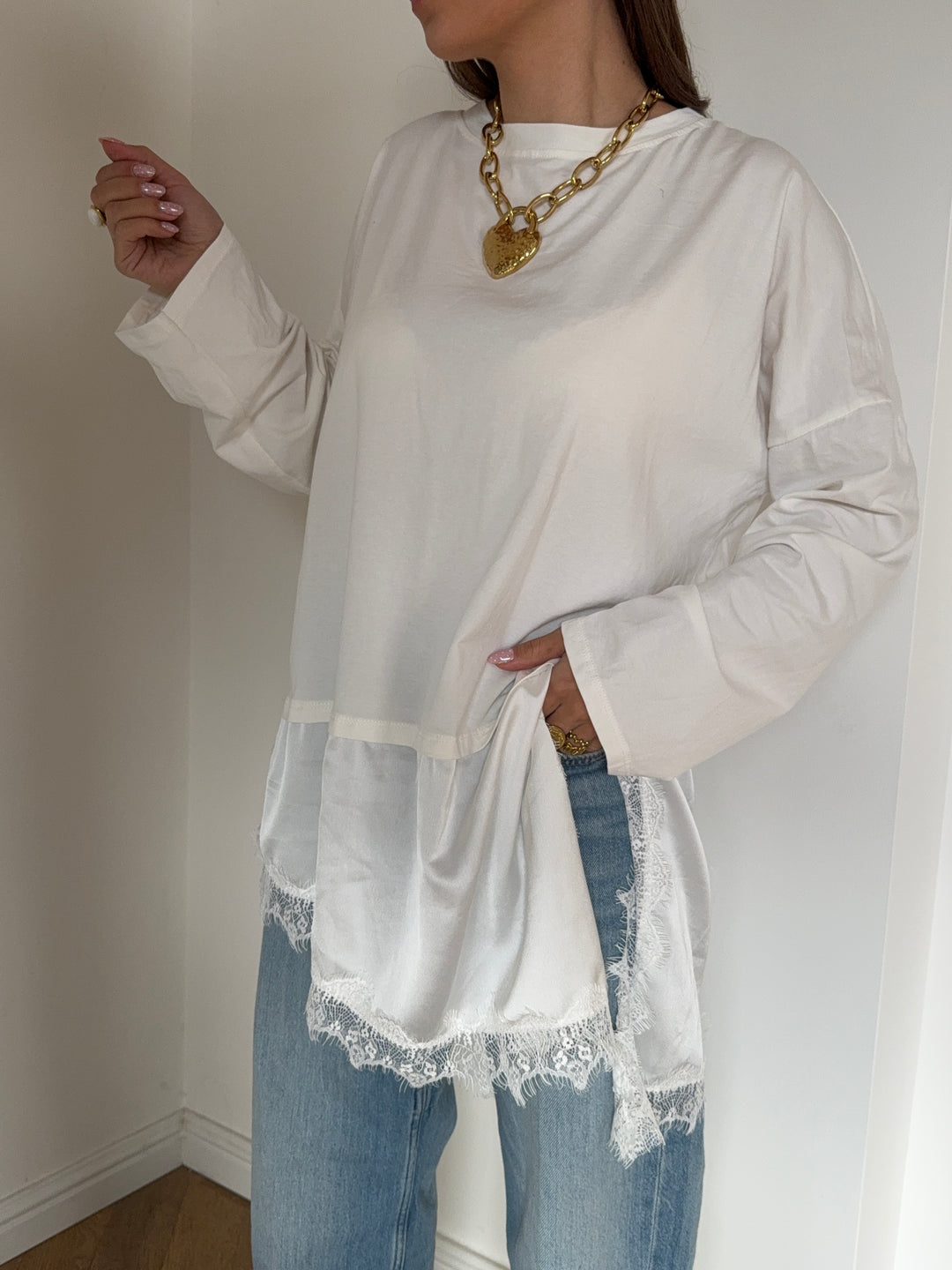 T-SHIRT | ALENA BLANC