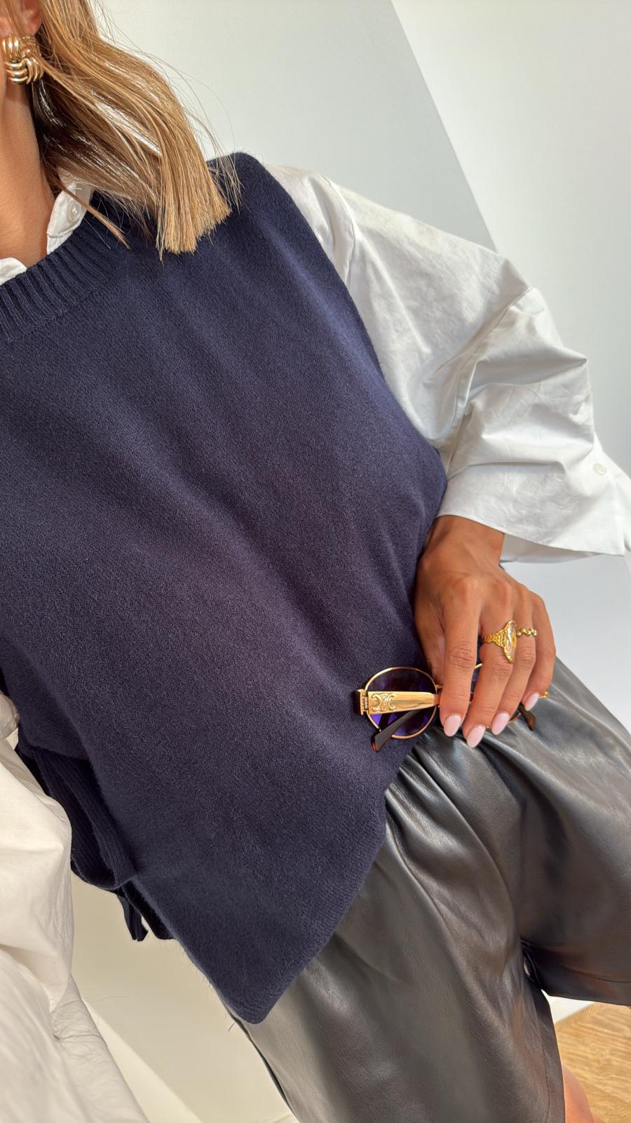 PULL | BETTY MARINE