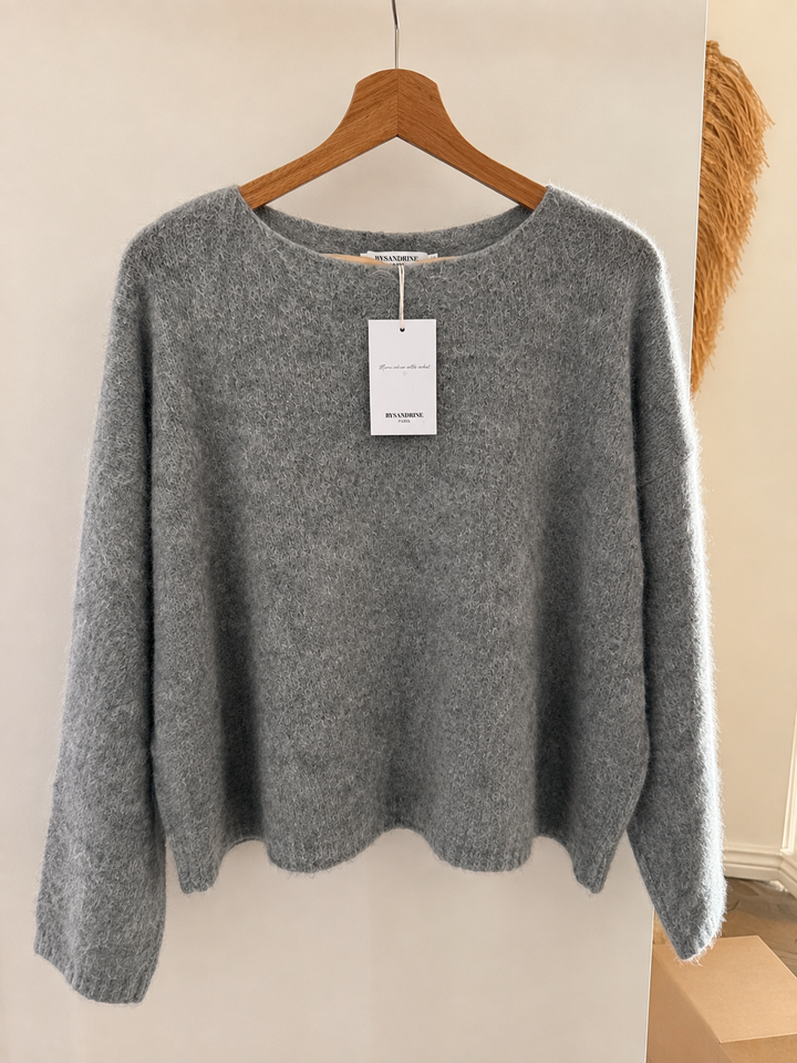 PULL | GREY