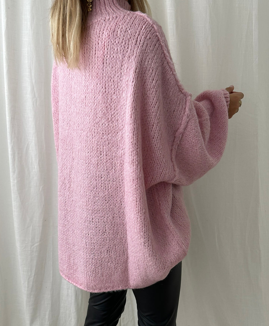 PULL | ROSA