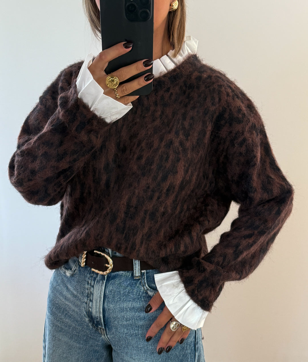 PULL | LEON