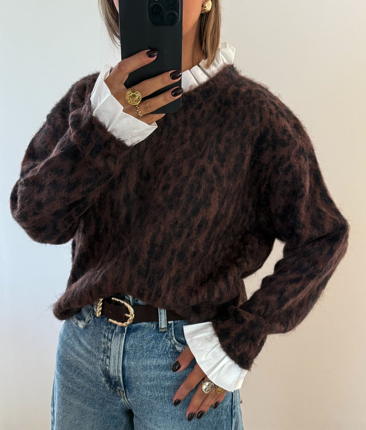 PULL | LEON