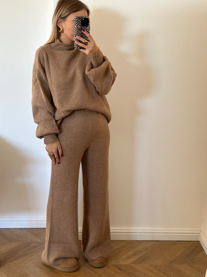 ENSEMBLE COCOON CAMEL