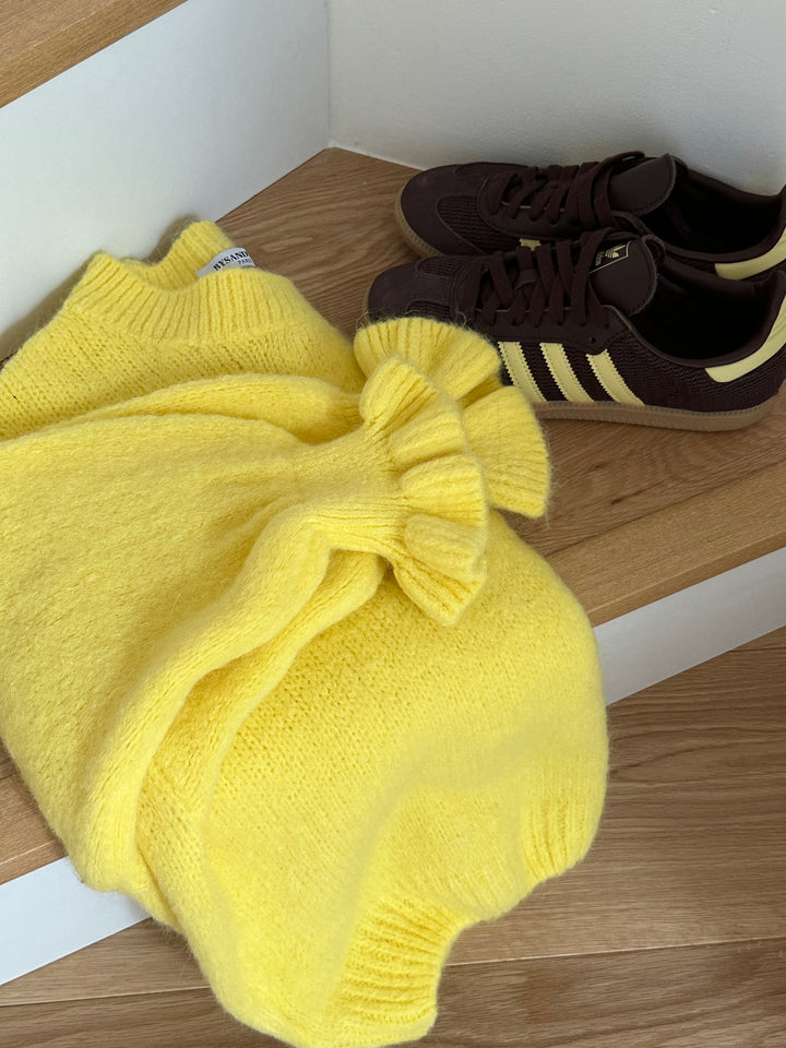 PULL | LOVELY JAUNE