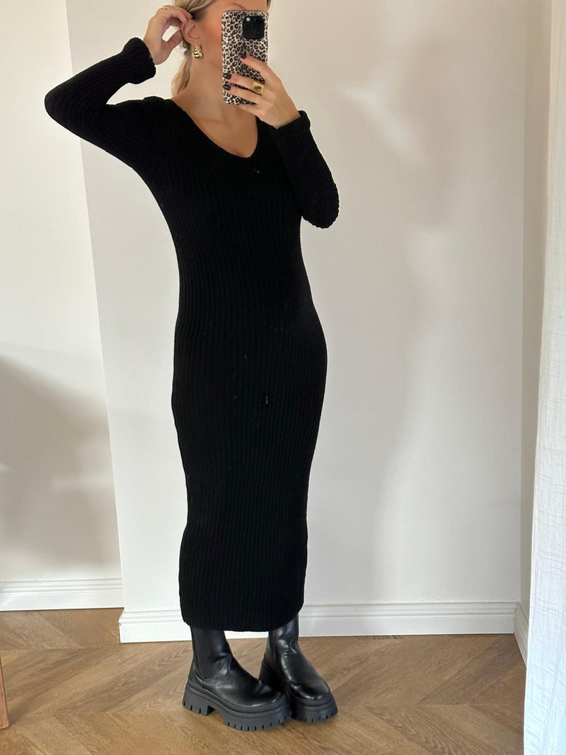 ROBE PULL AGATHE NOIR