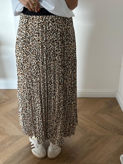 JUPE | LEOPARD MUM