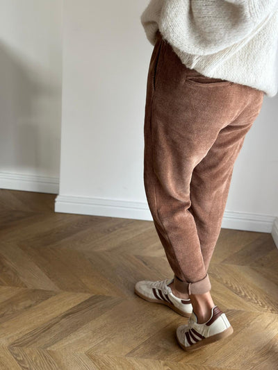 JOGGING | GINA CAMEL