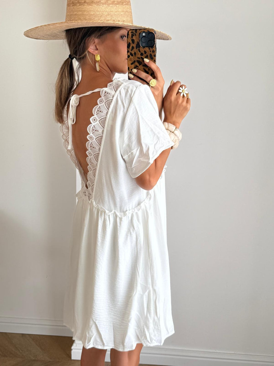 ROBE | NIA