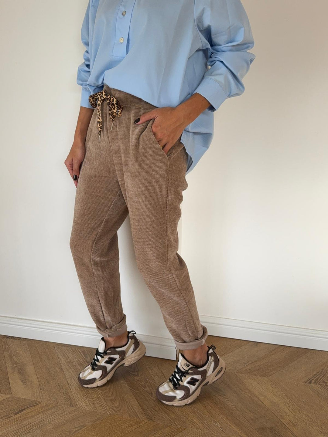 JOGGING | GINA CAMEL