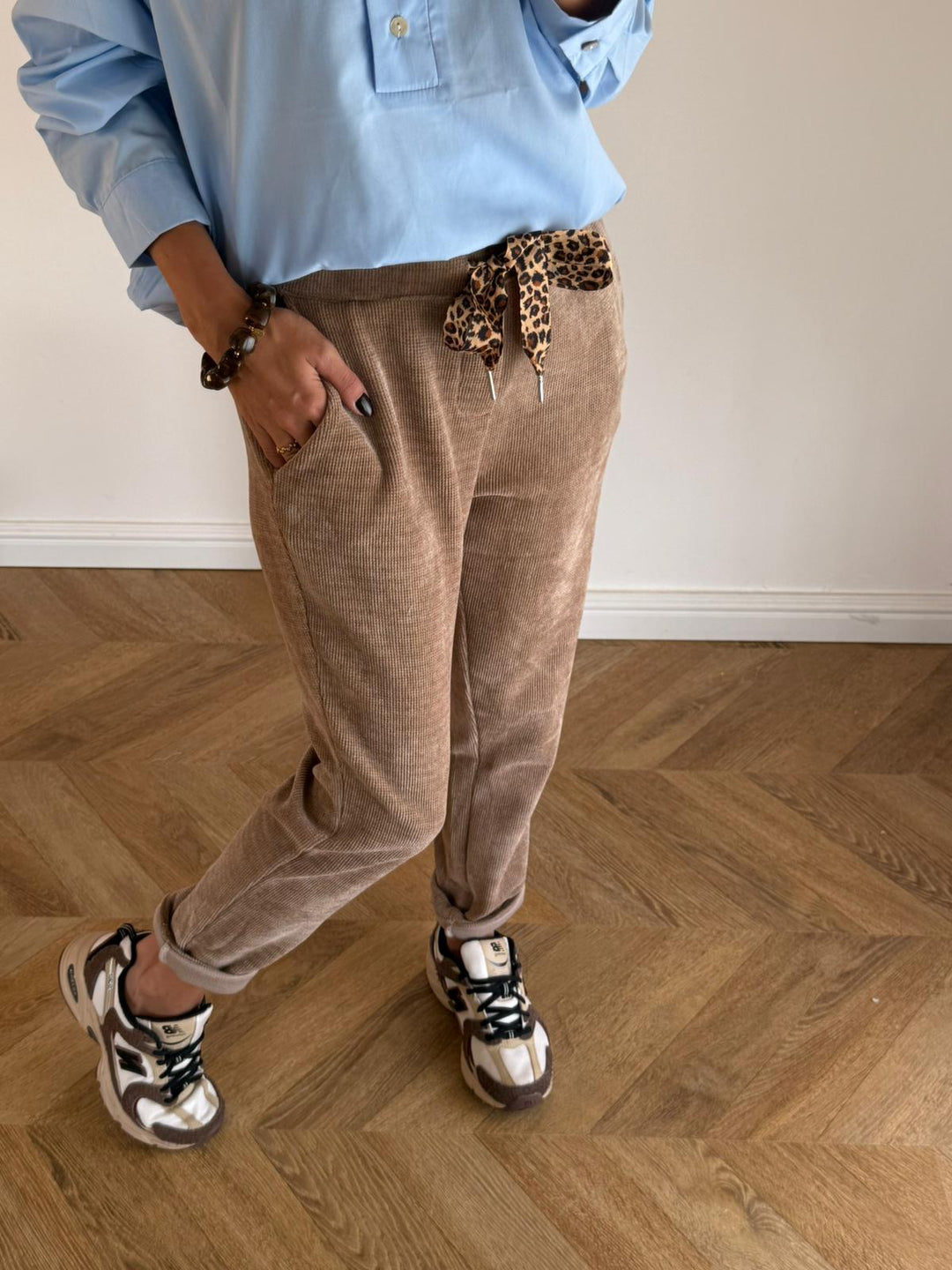 JOGGING | GINA CAMEL