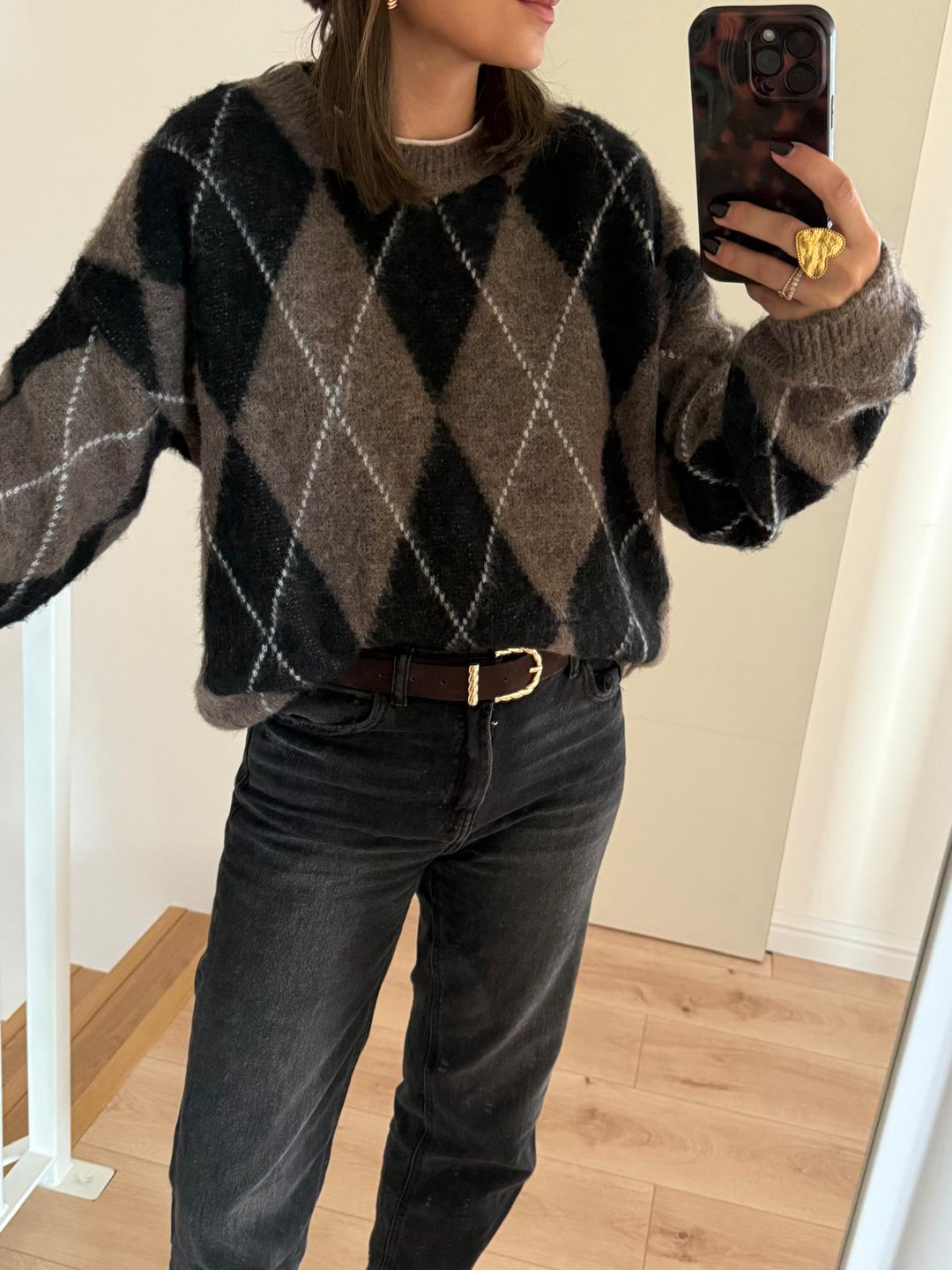 PULL | LUISA CARREAUX