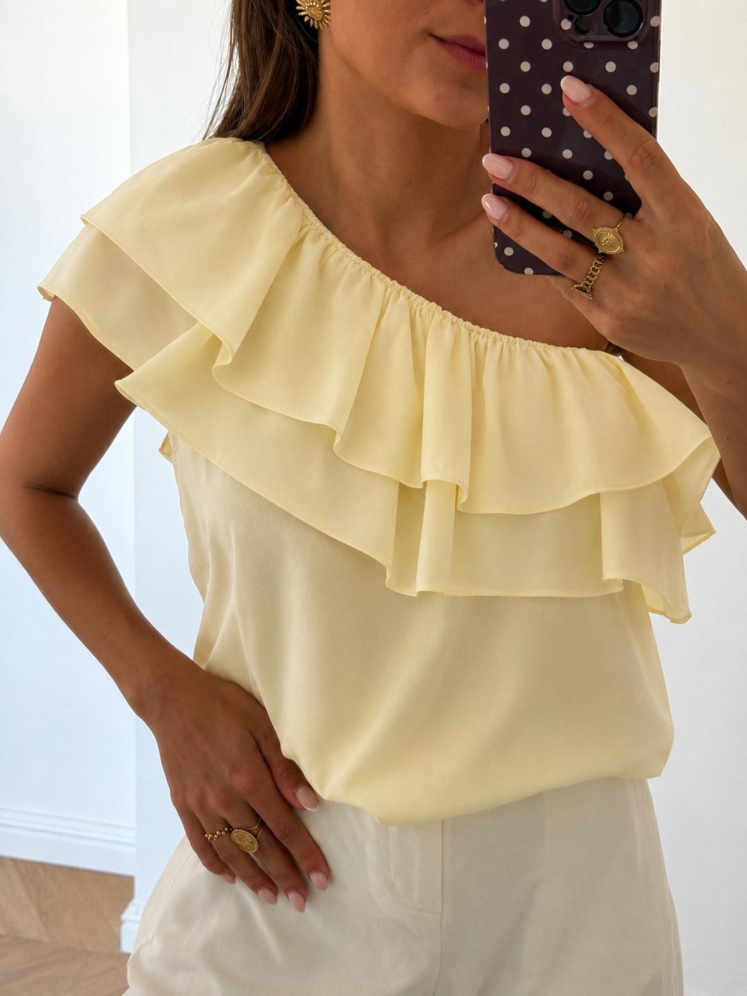 HAUT | INES JAUNE