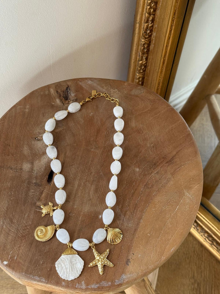 COLLIER | CASTEL
