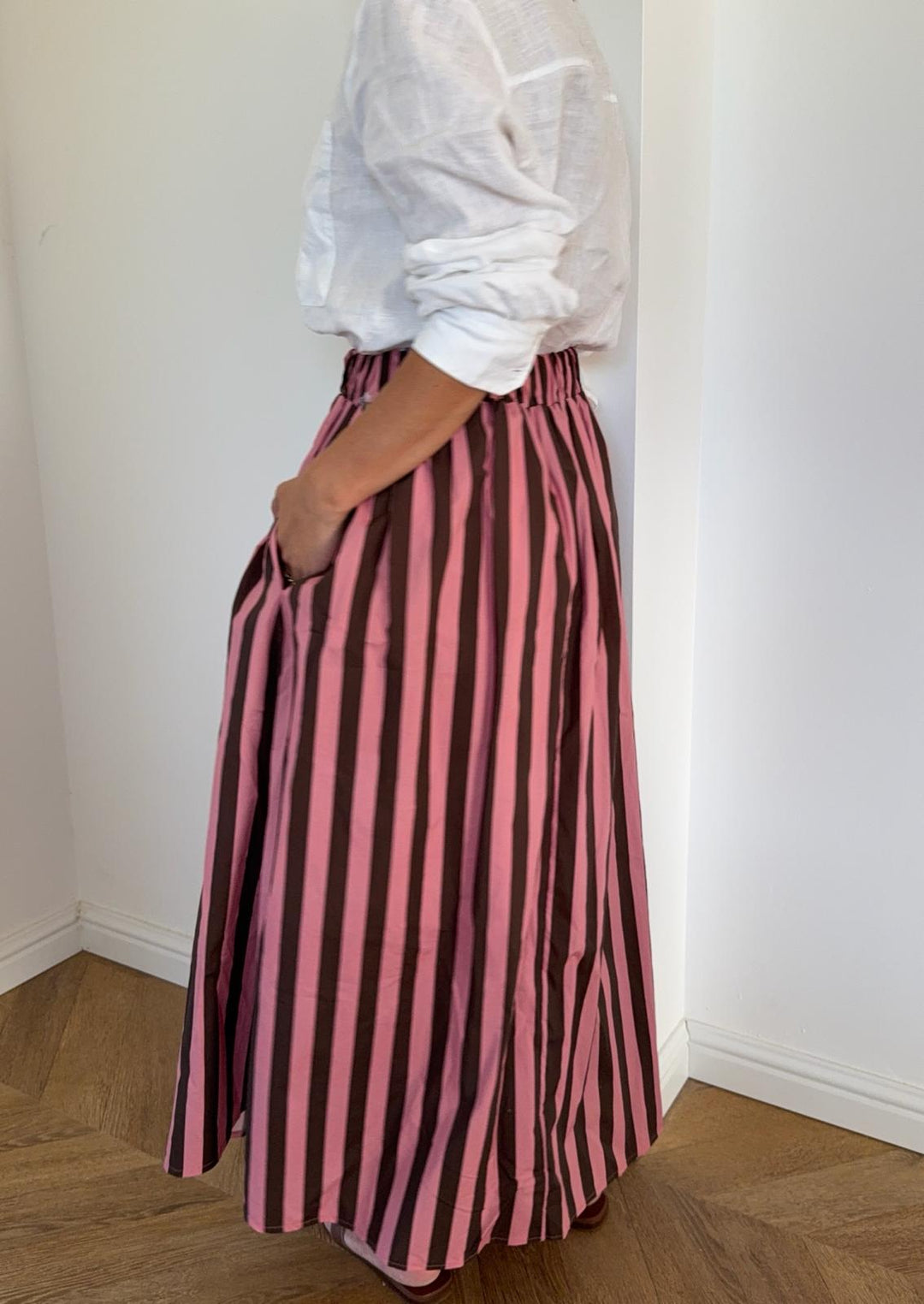 JUPE | JANNA RAYÉE ROSE