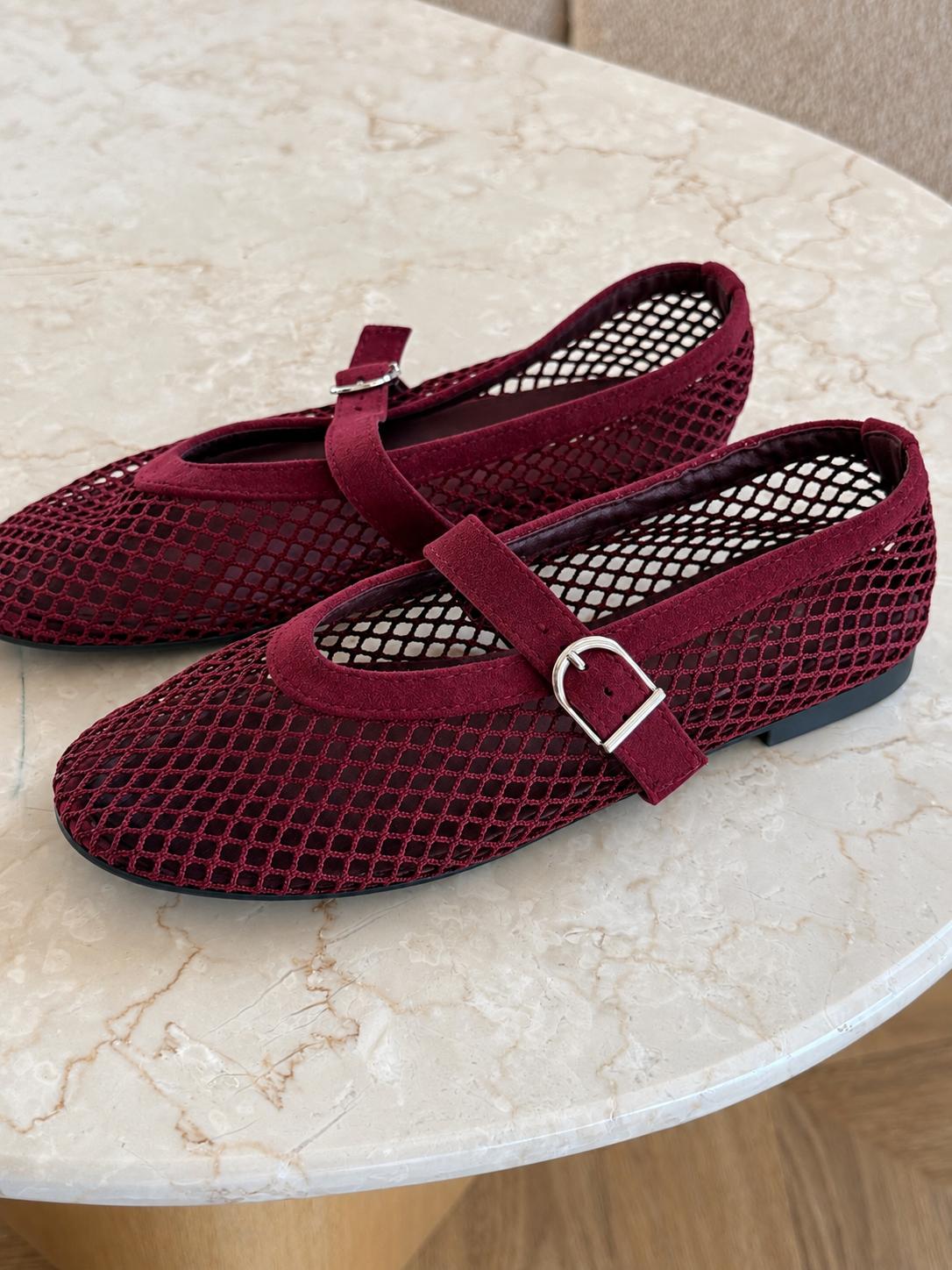 SHOES
