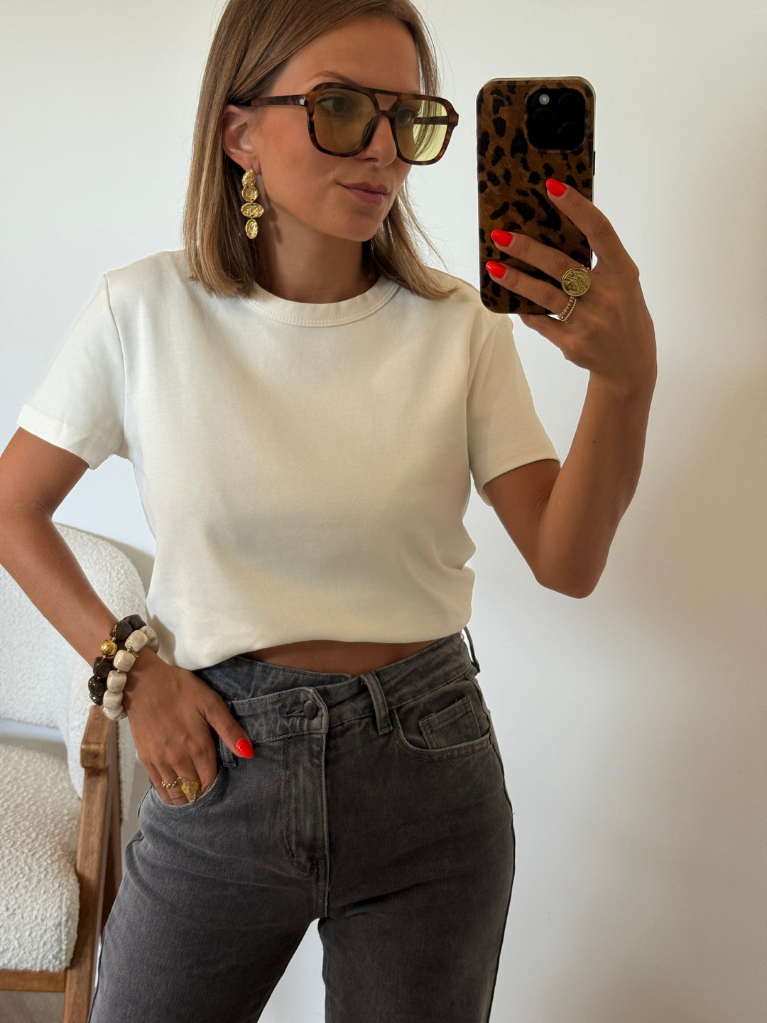 T-SHIRT | CARA